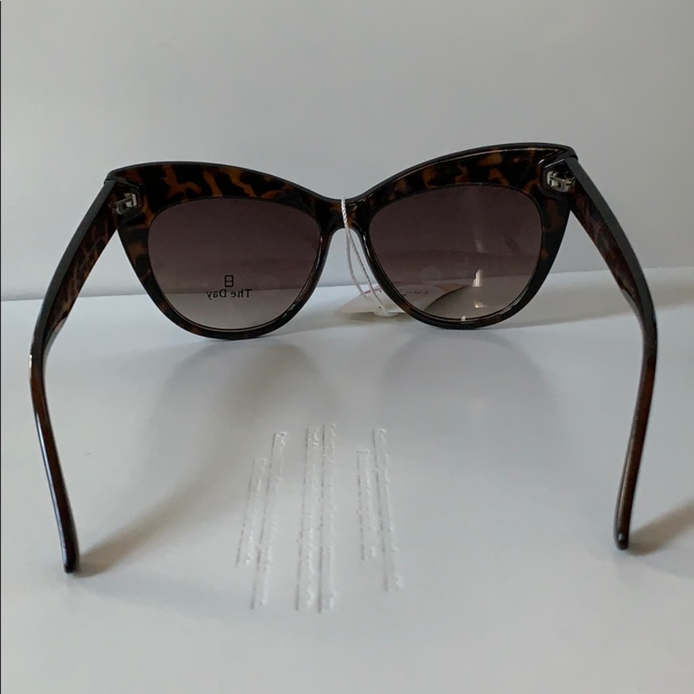 🆕 🆑 SUNGLASSES - Picture 3 of 8